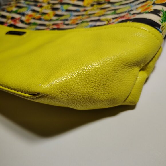 Betsey Johnson Banana Split Tote Bag Fruit Striped Yellow - Picture 8 of 16